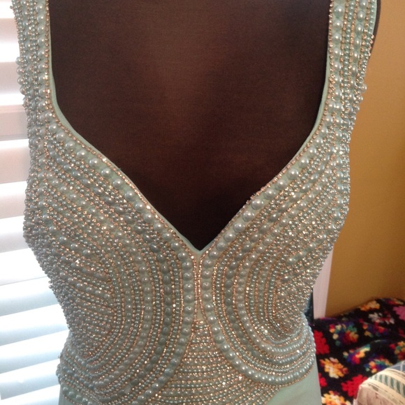 Nina Canacci evening gown - Picture 4 of 8